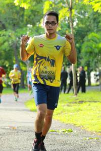 BIB: 072
                            <button type="button" onclick="openModal(5123650)" class="btn btn-primary btn-sm float-right btn-popup" data-toggle="modal" data-target=".modal-high-quality">
                        <i class="fas fa-shopping-cart"></i> Add to Cart
                    </button>
                                            <button type="button" onclick="isThisMe(5123650, true)" class="btn btn-success btn-sm float-right btn-popup btn-isme hidden" data-toggle="tooltip" data-placement="bottom" title="นี่คือรูปของคุณใช่ไหม คลิกที่นี่เพื่อเอาเข้าอัลบั้ม">
                        <i class="fas fa-plus"></i> Add to album
                    </button>
                    <button type="button" onclick="isThisMe(5123650, false)" class="btn btn-warning btn-sm float-right btn-popup btn-isnotme hidden">
                        <i class="fas fa-ban"></i> Remove from album
                    </button>
